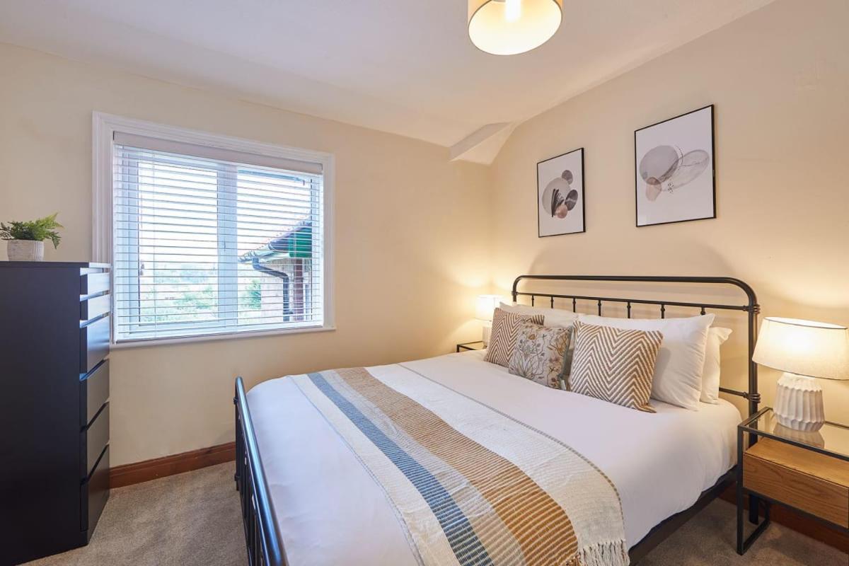 Blue Sky 3 Bedroom Cottage ويتبي المظهر الخارجي الصورة